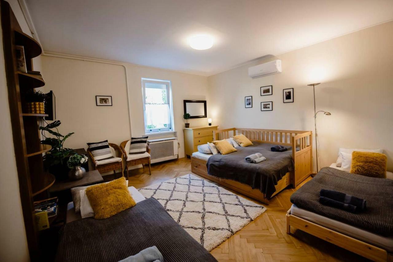 Viola Family Apartman Free Parking Beci Exterior foto